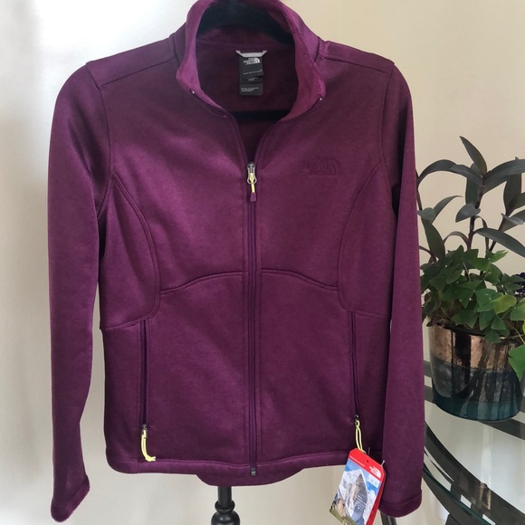 The North Face Jackets & Blazers - The North Face Active Fit Maroon Women’s Jacket